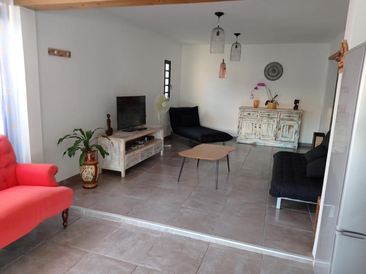 Jolie Maison T3 A St Pierre, 2 Chambres Avec Sdb, Grande Varangue, Jardin Saint Pierre Eksteriør billede