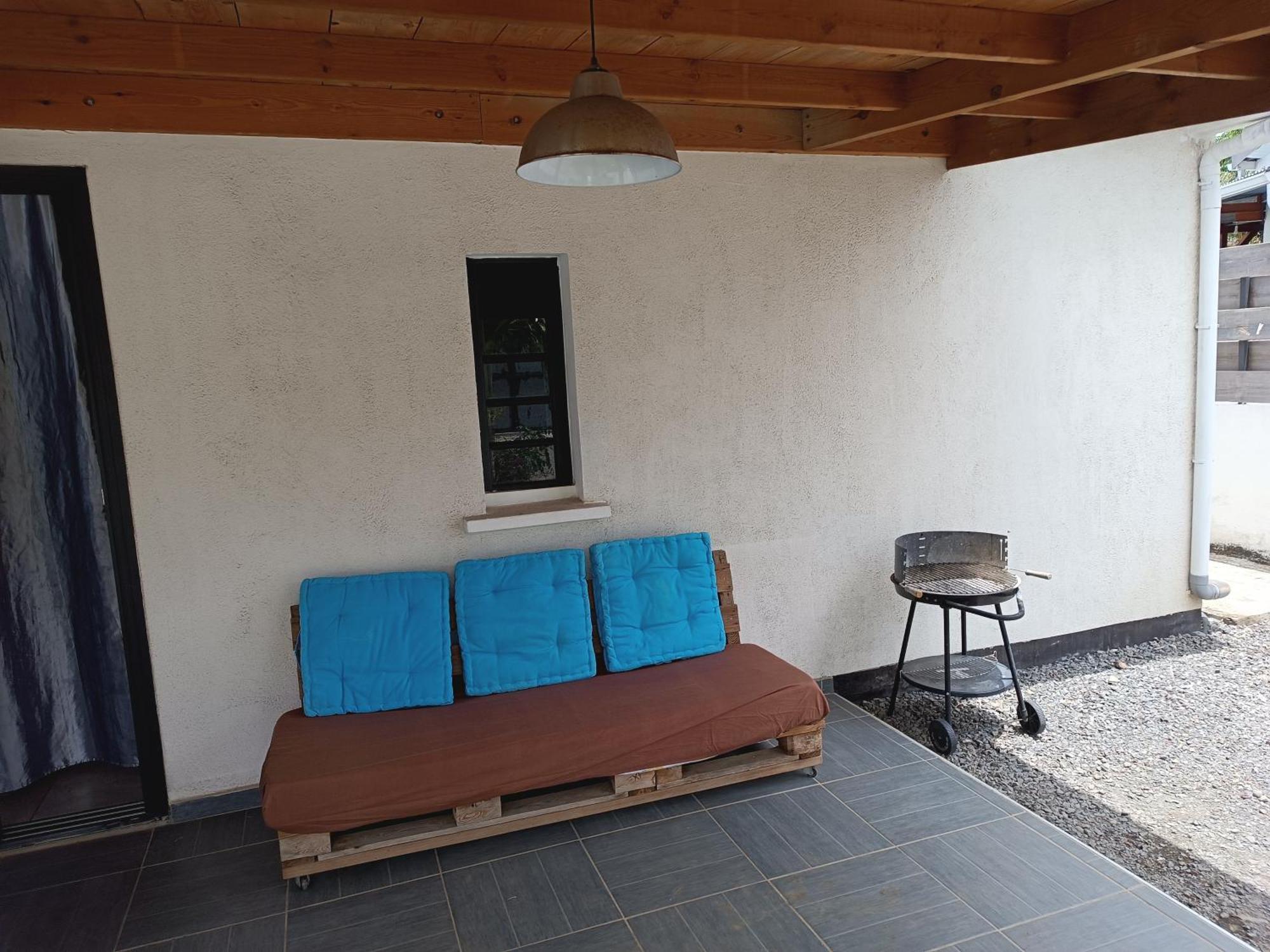 Jolie Maison T3 A St Pierre, 2 Chambres Avec Sdb, Grande Varangue, Jardin Saint Pierre Værelse billede